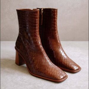 Alohas | West Cape Booties - Croco Brown